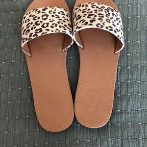 Super cute cheetah print sandals